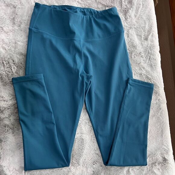 EUC Queenieke & Athletic leggings worn once turquoise Size 8/10 - Picture 1 of 4
